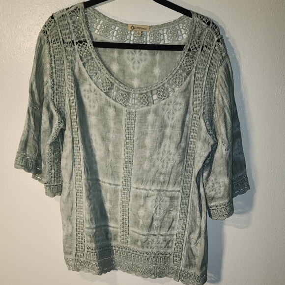 Democracy- L -Sage Crochet Embelished Top - Picture 6 of 6